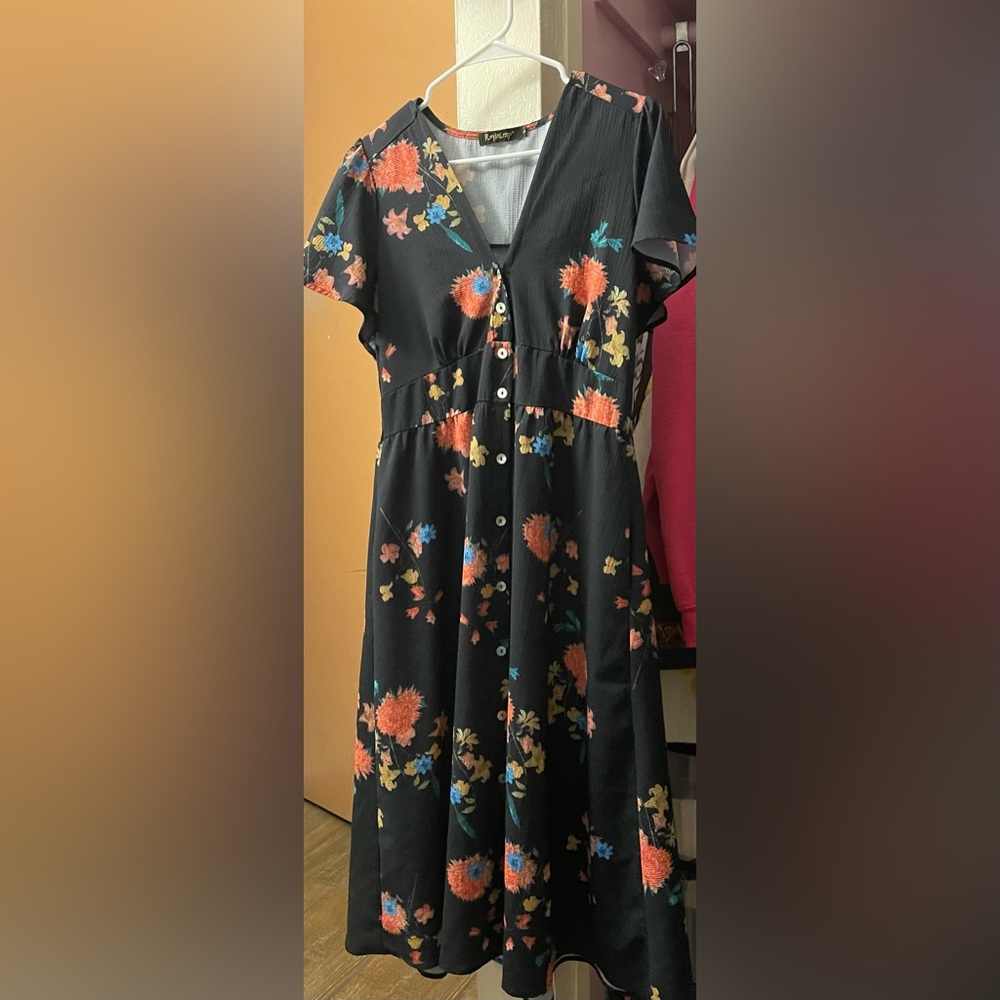 Long sunny dress